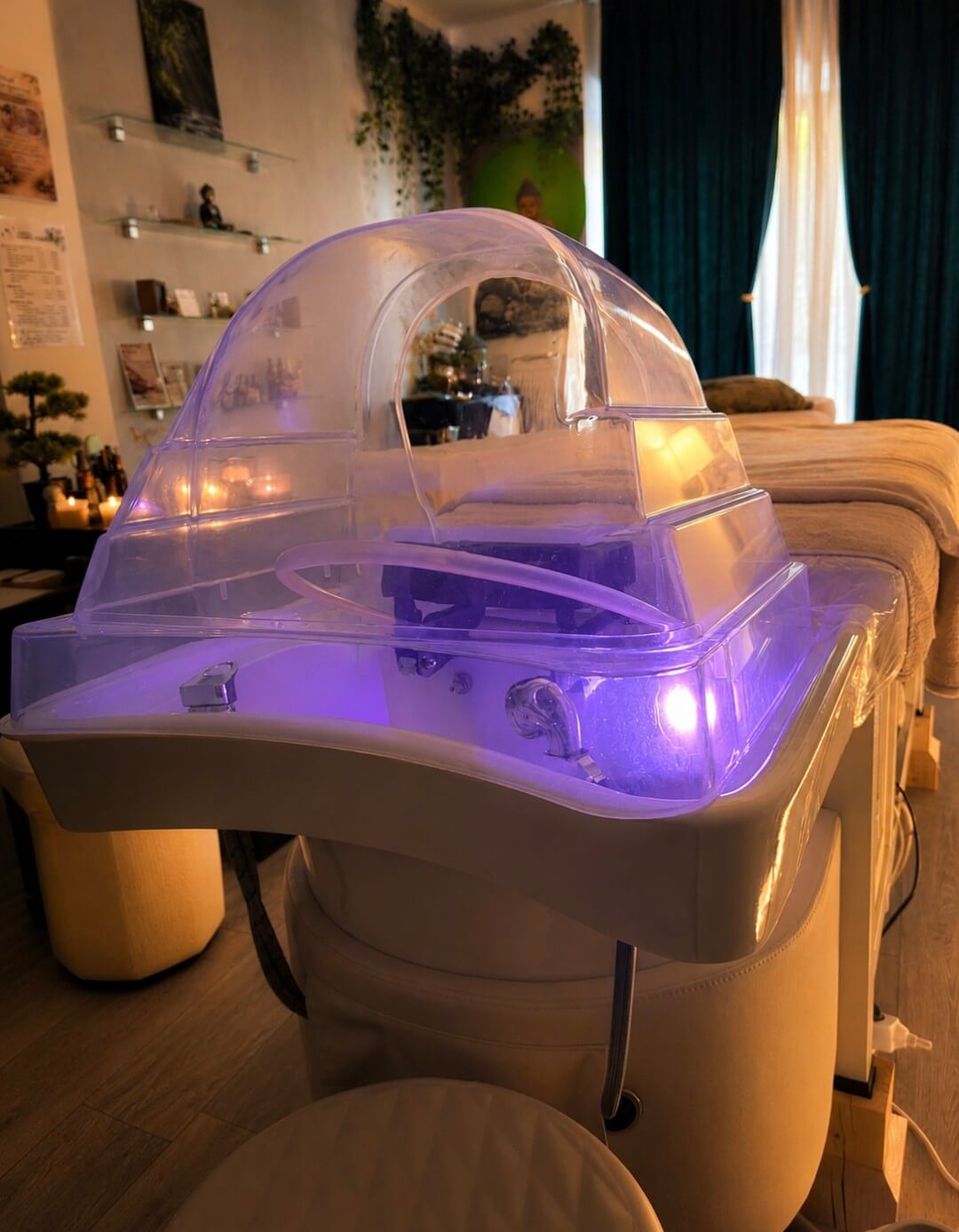 Profesionální přístroj pro proceduru Head Spa